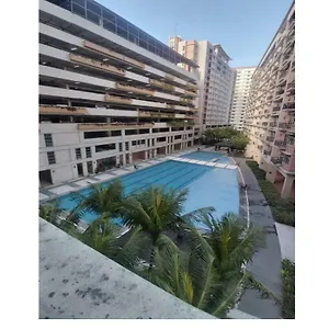 Апарт-отель Mandarin Tower Peninsula Garden Midtown Homes